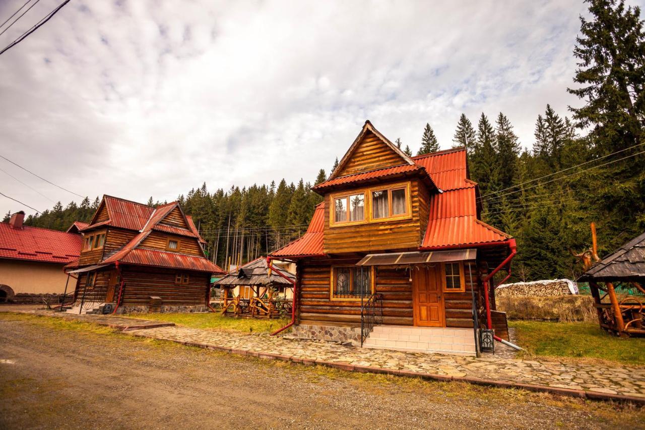 Smerekova Hata Yablunytsya Esterno foto